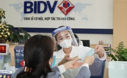 Y&ecirc;u cầu c&aacute;c tổ chức t&iacute;n dụng giảm l&atilde;i suất trong th&aacute;ng 7