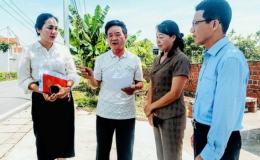 Gần d&acirc;n, l&agrave;m cho d&acirc;n th&ecirc;m tin Đảng