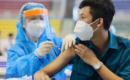 Kiểm so&aacute;t kh&ocirc;ng để dịch Covid-19 b&ugrave;ng ph&aacute;t trở lại