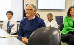 Bill Gates: 'AI kh&ocirc;ng nghiệt ng&atilde;, cũng kh&ocirc;ng m&agrave;u hồng'