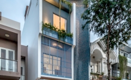 Nh&agrave; phố c&oacute; mặt tiền như th&aacute;c nước