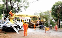 Những lưu &yacute; sử dụng điện an to&agrave;n trong ng&agrave;y mưa, ngập