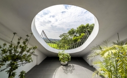 S&acirc;n thượng kho&eacute;t lỗ h&igrave;nh elip