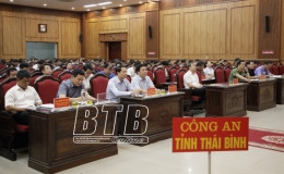 Tăng cường sự l&atilde;nh đạo của Đảng đối với c&ocirc;ng t&aacute;c bảo đảm trật tự an to&agrave;n giao th&ocirc;ng