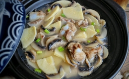 Canh sườn nấu măng nấm - m&oacute;n ngon cho bữa cơm ng&agrave;y h&egrave;