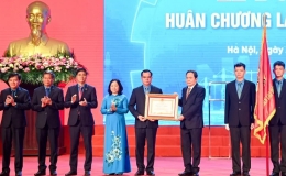 C&ocirc;ng đo&agrave;n Việt Nam gắn b&oacute; m&aacute;u thịt, hết l&ograve;ng phấn đấu v&igrave; quyền lợi giai cấp c&ocirc;ng nh&acirc;n