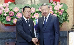 M&atilde;i m&atilde;i giữ g&igrave;n v&agrave; vun đắp cho mối quan hệ l&aacute;ng giềng tốt đẹp Việt Nam-Campuchia