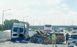 Tai nạn li&ecirc;n ho&agrave;n tr&ecirc;n cao tốc H&agrave; Nội-Hải Ph&ograve;ng