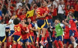 T&acirc;y Ban Nha 2-1 Ph&aacute;p: Ngược d&ograve;ng v&agrave;o chung kết