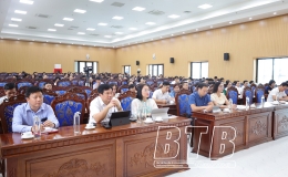 Tổng số lượt người kh&aacute;m bệnh tăng 4,2% so với 6 th&aacute;ng đầu năm 2023