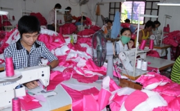 Bước đột ph&aacute; th&uacute;c đẩy tốc độ
tăng trưởng kinh tế
