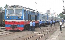 Th&aacute;ng 7, ng&agrave;nh đường sắt đạt doanh thu gần 500 tỉ đồng