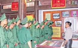 Bộ đội Bi&ecirc;n ph&ograve;ng Th&aacute;i B&igrave;nh noi gương B&aacute;c