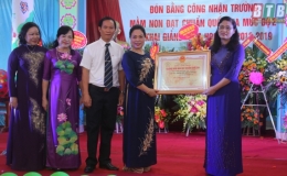 Trường Mầm non Hoa Phượng đ&oacute;n Bằng c&ocirc;ng nhận trường chuẩn quốc gia mức độ II