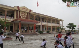 Th&ocirc;ng tin tr&aacute;i chiều về việc kh&ocirc;ng bổ nhiệm c&aacute;n bộ quản l&yacute; gi&aacute;o dục chưa đủ điều kiện 