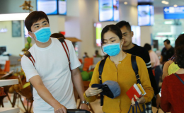 Đ&agrave; Nẵng y&ecirc;u cầu c&aacute;c đơn vị kinh doanh du lịch tiếp tục hỗ trợ du kh&aacute;ch