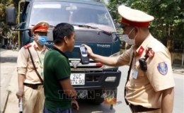 Tăng cường kiểm so&aacute;t vi phạm ma t&uacute;y, nồng độ cồn