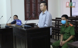 X&eacute;t xử sơ thẩm vụ nh&acirc;n vi&ecirc;n nh&agrave; xe Phiệt Học đ&aacute;nh người g&acirc;y thương t&iacute;ch