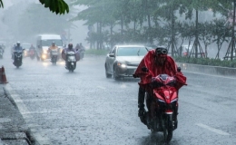 Đ&ocirc;ng Bắc Bắc Bộ mưa d&ocirc;ng rải r&aacute;c, tập trung v&agrave;o đ&ecirc;m v&agrave; s&aacute;ng sớm