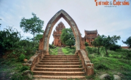 Ngắm ba t&ograve;a th&aacute;p Chăm h&ugrave;ng vĩ, đẹp ngất ng&acirc;y ở Ninh Thuận