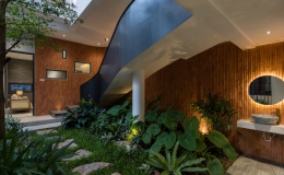 Ngỡ ng&agrave;ng nh&agrave; phố c&oacute; cả vườn lẫn hồ bơi đẹp kh&ocirc;ng kh&aacute;c resort