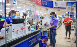 Người d&acirc;n TP Hồ Ch&iacute; Minh được &ldquo;đi chợ hộ&rdquo; 1 lần/tuần