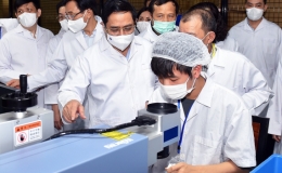 Thủ tướng y&ecirc;u cầu tăng cường c&aacute;c biện ph&aacute;p ph&ograve;ng chống dịch quyết liệt hơn, hiệu quả hơn