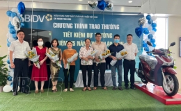 BIDV Th&aacute;i B&igrave;nh: Trao giải chương tr&igrave;nh tiết kiệm dự thưởng kỷ niệm 65 năm th&agrave;nh lập BIDV