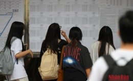 Bộ Gi&aacute;o dục v&agrave; Đ&agrave;o tạo l&yacute; giải v&igrave; sao hơn 300 ngh&igrave;n th&iacute; sinh bỏ đăng k&yacute; nguyện vọng