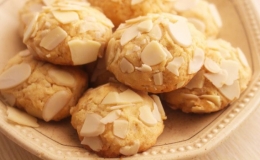 C&aacute;ch l&agrave;m b&aacute;nh hạnh nh&acirc;n cho người ăn ki&ecirc;ng