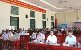 Đại biểu HĐND tỉnh tiếp x&uacute;c cử tri tại huyện Quỳnh Phụ   