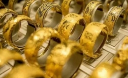 Gi&aacute; v&agrave;ng h&ocirc;m nay 3/8: Sau c&uacute; tăng vọt l&ecirc;n đỉnh, v&agrave;ng 'ng&atilde; ngựa'