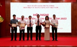 Ph&aacute;t huy vai tr&ograve; cộng t&aacute;c vi&ecirc;n, tạo bước đột ph&aacute; về chất lượng, nội dung th&ocirc;ng tin B&aacute;o điện tử Đảng Cộng sản