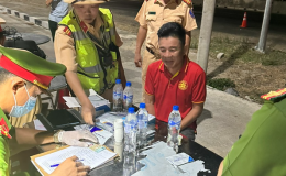 8 th&aacute;ng, cảnh s&aacute;t giao th&ocirc;ng xử l&yacute; 1.508 l&aacute;i xe dương t&iacute;nh với ma t&uacute;y