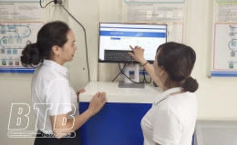 Điện lực Vũ Thư r&uacute;t ngắn thời gian xử l&yacute; y&ecirc;u cầu từ ph&iacute;a kh&aacute;ch h&agrave;ng th&ocirc;ng qua c&aacute;c dịch vụ điện trực tuyến