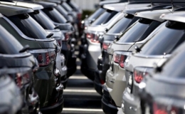 Doanh số &ocirc; t&ocirc; to&agrave;n thị trường giảm 30%