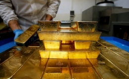 Gi&aacute; v&agrave;ng tiếp tục giảm mạnh