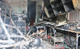 Ph&ograve;ng, chống ch&aacute;y, nổ khi sạc ắc quy, pin xe điện