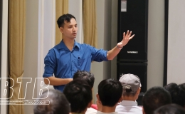 Tập huấn kỹ thuật chăn nu&ocirc;i gia cầm theo hướng hữu cơ