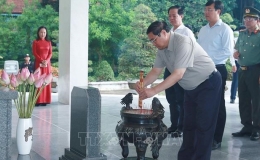 Thủ tướng Phạm Minh Ch&iacute;nh thăm, l&agrave;m việc tại Đồng Th&aacute;p