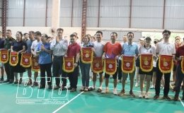 Vũ Thư: Hơn 300 vận động vi&ecirc;n tham gia giải cầu l&ocirc;ng, k&eacute;o co