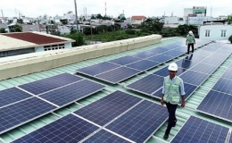 Gi&aacute; mua điện mặt trời m&aacute;i nh&agrave; tự d&ugrave;ng c&oacute; thể cao hơn 671 đồng một kWh