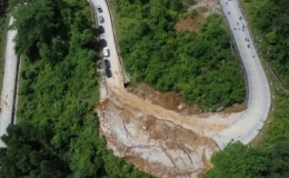 Quốc lộ 16 sụt l&uacute;n, c&ocirc;ng bố t&igrave;nh huống khẩn cấp về thi&ecirc;n tai