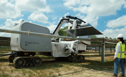 Robot AI lắp đặt trang trại điện mặt trời lớn nhất Mỹ