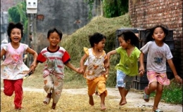 Người bạn đ&ecirc;m trăng