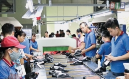 Gỡ kh&oacute; cho doanh nghiệp