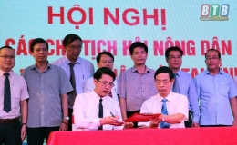 Gặp mặt c&aacute;n bộ Hội N&ocirc;ng d&acirc;n cơ sở v&agrave; kh&aacute;ch h&agrave;ng ti&ecirc;u thụ ph&acirc;n b&oacute;n của Apromaco