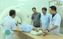 Gi&aacute;m s&aacute;t việc l&atilde;nh đạo, chỉ đạo thực hiện thu h&uacute;t đầu tư tại Đảng ủy Sở Y tế