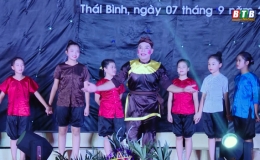 Rộn r&agrave;ng đ&ecirc;m hội Vầng trăng y&ecirc;u thương