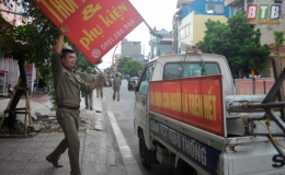 Thị trấn Hưng H&agrave; ra qu&acirc;n giải tỏa h&agrave;nh lang an to&agrave;n giao th&ocirc;ng